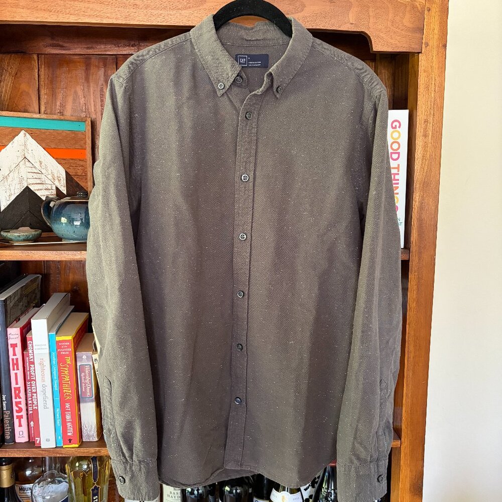 Gray button down Oxford shirt Size M